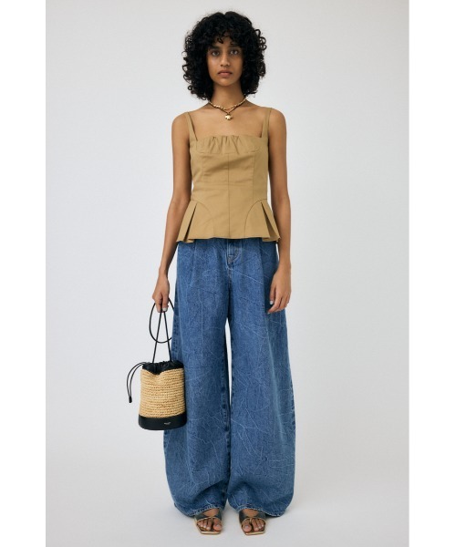 MOUSSY(マウジー)の「FLARE CAMI ビスチェ(ベスト・レディース・ベージュ/グレー/ブラック・1/2)」の8枚目の写真