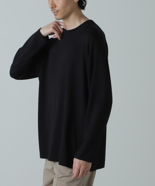 NANO universe(ナノユニバース)の「AB.シルクプレーティングリラックスニットTシャツ(ニット/セーター・メンズ・ブラック/ベージュ・L/M)」の4枚目の写真