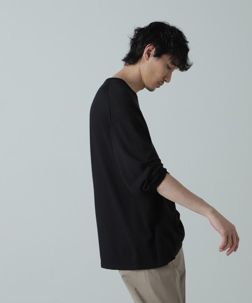 NANO universe(ナノユニバース)の「AB.シルクプレーティングリラックスニットTシャツ(ニット/セーター・メンズ・ブラック/ベージュ・L/M)」の6枚目の写真
