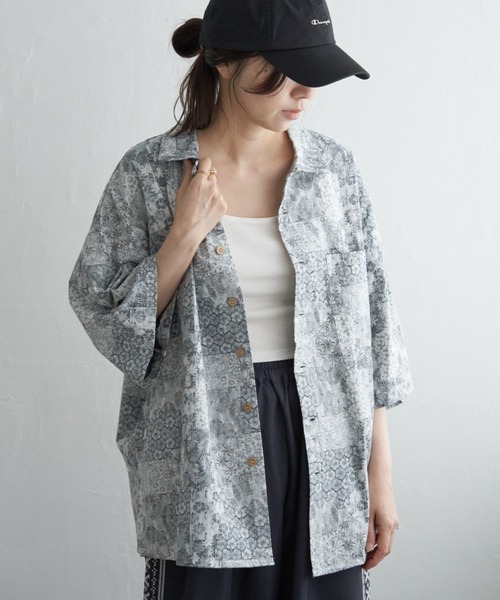 NO NEED(ノーニード)の「オープンカラー アロハシャツ(シャツ/ブラウス・メンズ・ブラック/ブルー/ブラウン・フリ-)」の1枚目の写真