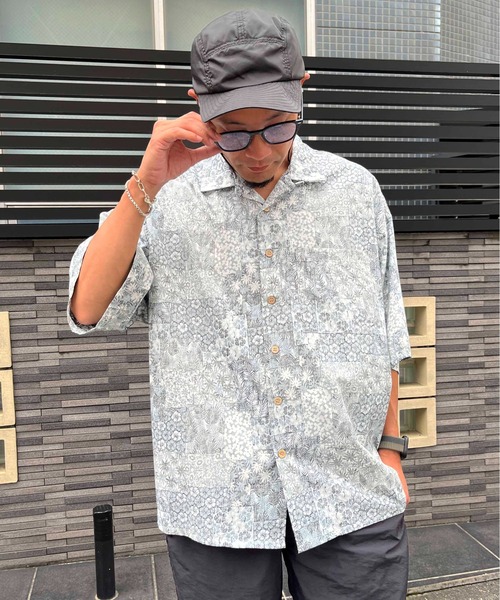 NO NEED(ノーニード)の「オープンカラー アロハシャツ(シャツ/ブラウス・メンズ・ブラック/ブルー/ブラウン・フリ-)」の6枚目の写真