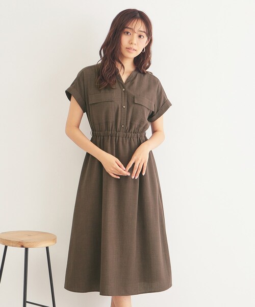 index(インデックス)の「◆《6color/S-LLsize》ダブルポケットシャツワンピース【吸水速乾/防シワ/抗ピル/洗濯機洗い可】(ワンピース・レディース・ナチュラル/ブルー系7/ブラウン系その他/カーキ/サックスブルー系7/ネイビー・38/36/42/40)」の2枚目の写真