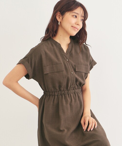 index(インデックス)の「◆《6color/S-LLsize》ダブルポケットシャツワンピース【吸水速乾/防シワ/抗ピル/洗濯機洗い可】(ワンピース・レディース・ナチュラル/ブルー系7/ブラウン系その他/カーキ/サックスブルー系7/ネイビー・38/36/42/40)」の19枚目の写真