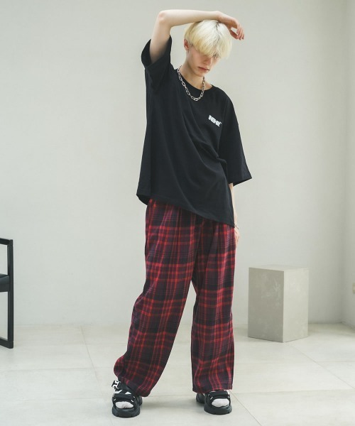 Shoowtime（ショウタイム）の「オーバーサイズ / ビッグシルエットショートスリーブTシャツ（Tシャツ/カットソー・メンズ・ホワイト/ブラック・MEDIUM/LARGE）」の18枚目の写真