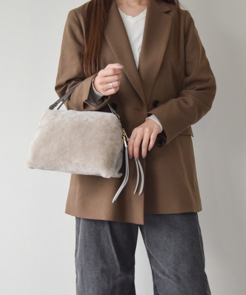 【RIPANI】レザーハンドルムートンバッグ(Q46534)（ハンドバッグ）｜RIPANI（リパーニ）