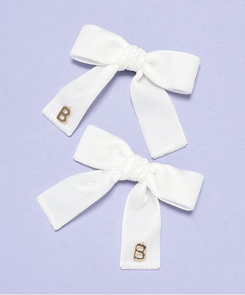 by LOVEiT（バイラビット）の「ベルベットリボンクリップ（バレッタ/ヘアクリップ・キッズ・ブラウン/オフホワイト/ブラック・FREE）」の2枚目の写真