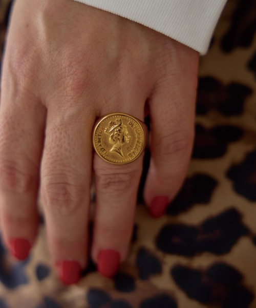 LAVEANGE（ラビアンジェ）の「コインモチーフリング（リング・レディース・シルバー/ゴールド・11/14/16/18）」の10枚目の写真