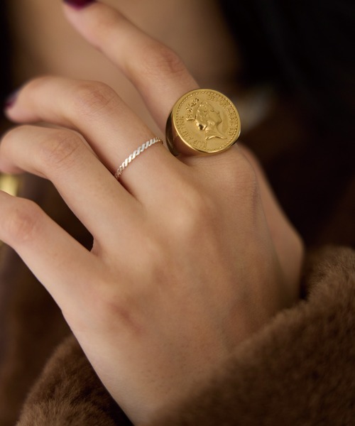 LAVEANGE（ラビアンジェ）の「コインモチーフリング（リング・レディース・シルバー/ゴールド・11/14/16/18）」の18枚目の写真