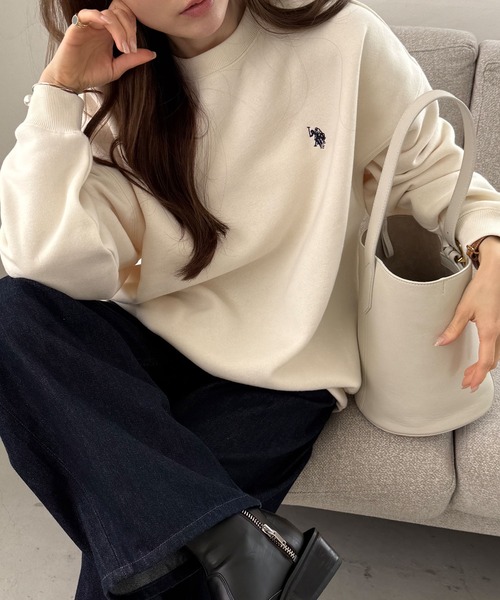 U.S. POLO ASSN.（ユーエスポロアッスン）の「【新色追加】GeeRA別注【U.S. POLO ASSN.】ワンポイント刺繍オーバーサイズ表ピーチスウェット（スウェット・レディース・オートミール/ネイビー/ピンク/杢グレー/チャコール/ライトピンク/アイボリー/ブラウン/ブラック・MEDIUM/LARGE/X-LARGE/SMALL）」の2枚目の写真
