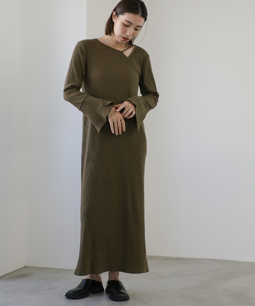 select MOCA（セレクトモカ）の「デザインネックリブワンピース（ワンピース・レディース・ブラウン/ブラック・LARGE/MEDIUM）」の21枚目の写真