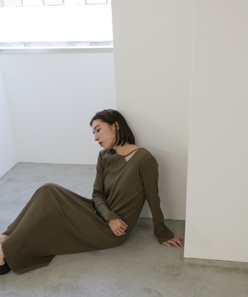 select MOCA（セレクトモカ）の「デザインネックリブワンピース（ワンピース・レディース・ブラウン/ブラック・LARGE/MEDIUM）」の20枚目の写真