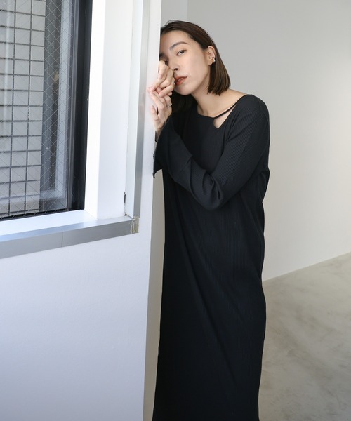 select MOCA（セレクトモカ）の「デザインネックリブワンピース（ワンピース・レディース・ブラウン/ブラック・LARGE/MEDIUM）」の9枚目の写真