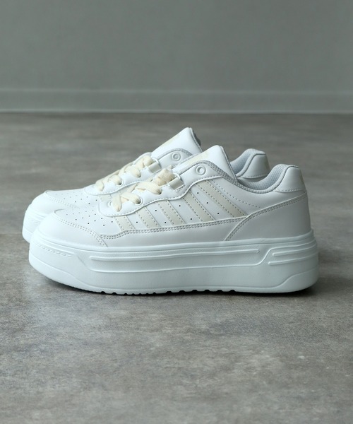 K-SWISS(ケースイス)の「【K-SWISS/ケースイス】レースアップ 厚底スニーカー(スニーカー・レディース・ブラック/ホワイト・25.0cm/24.5cm/24.0cm/23.5cm/23.0cm)」の9枚目の写真