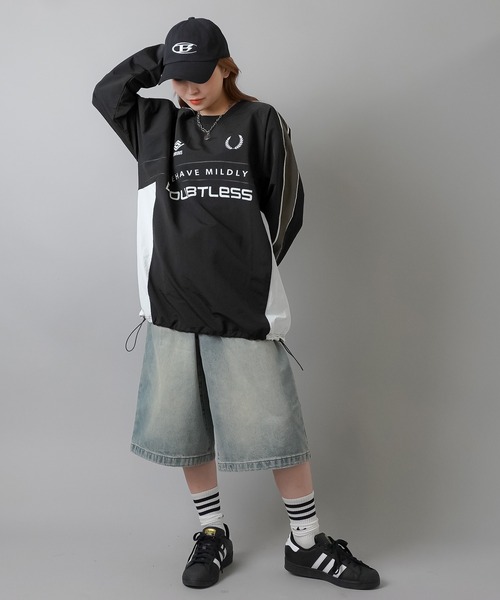 SPINNS(スピンズ)の「モノトーン切替デザイン ナイロンプルオーバー(スウェット・レディース・ブラック/オフホワイト/チャコール・ONESIZE)」の8枚目の写真