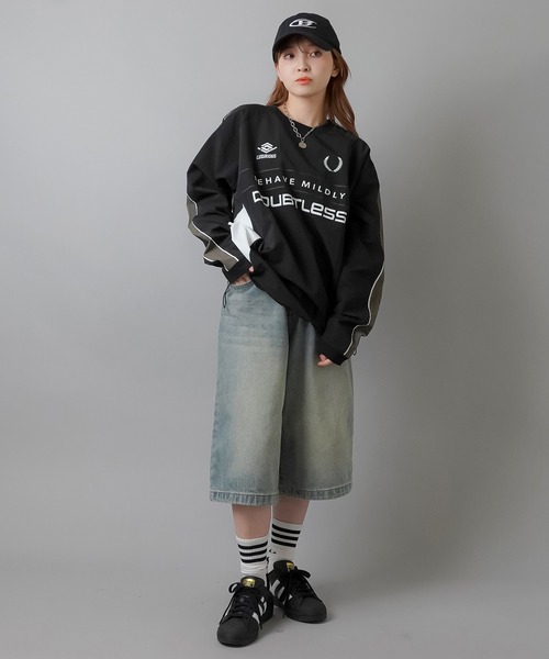 SPINNS(スピンズ)の「モノトーン切替デザイン ナイロンプルオーバー(スウェット・レディース・ブラック/オフホワイト/チャコール・ONESIZE)」の9枚目の写真