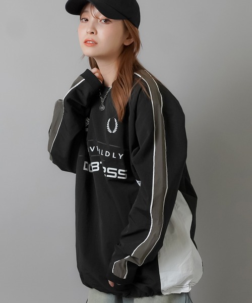 SPINNS(スピンズ)の「モノトーン切替デザイン ナイロンプルオーバー(スウェット・レディース・ブラック/オフホワイト/チャコール・ONESIZE)」の6枚目の写真