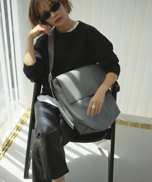 s.oyamada*SLOBE フェイクレザーバック