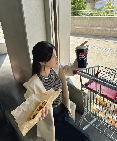 Bab（バブ）の「【nao×Bab】サイドカーブノーカラージャケット（ノーカラージャケット・レディース・ブラウン/グレー/アイボリー・M）」の20枚目の写真