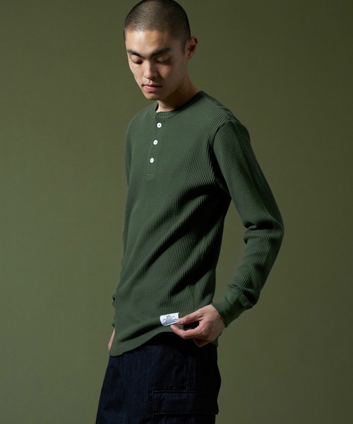 Alpha Industries（アルファインダストリーズ）の「ヘンリーネックワッフルTシャツ 長袖（Tシャツ/カットソー・メンズ・ヘザーグレー/ブラック/グリーン/ホワイト・LARGE/X-LARGE/MEDIUM）」の22枚目の写真