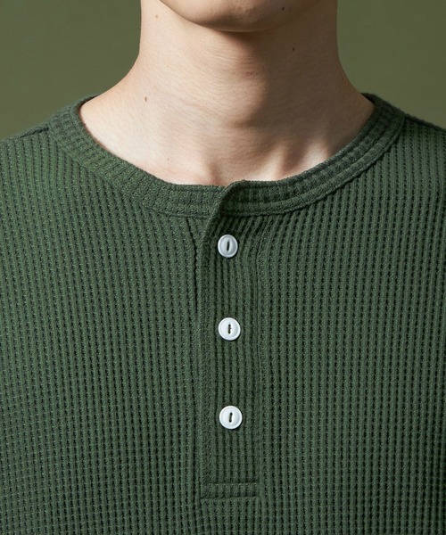 Alpha Industries（アルファインダストリーズ）の「ヘンリーネックワッフルTシャツ 長袖（Tシャツ/カットソー・メンズ・ヘザーグレー/ブラック/グリーン/ホワイト・LARGE/X-LARGE/MEDIUM）」の19枚目の写真