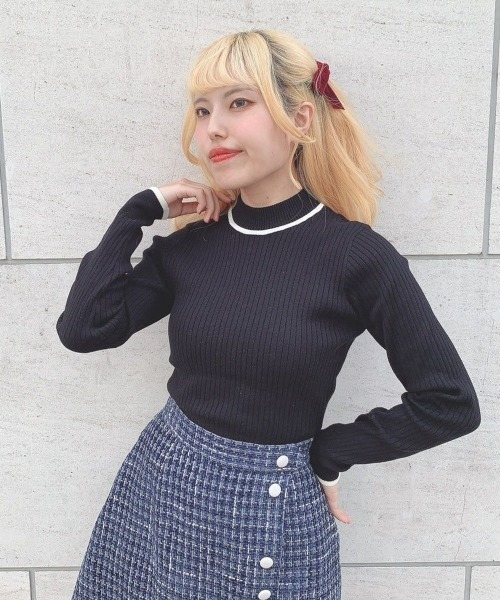 F i.n.t（フィント）の「配色ラインリボンリブニットプルオーバー/F&A/fint（ニット/セーター・レディース・レッド/ベージュ/アイボリー/ブラック・FREE）」の5枚目の写真