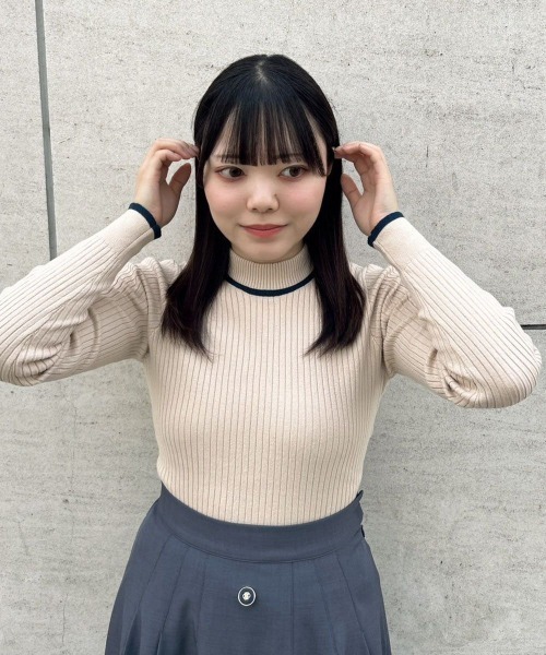 F i.n.t（フィント）の「配色ラインリボンリブニットプルオーバー/F&A/fint（ニット/セーター・レディース・レッド/ベージュ/アイボリー/ブラック・FREE）」の8枚目の写真