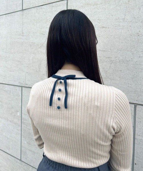 F i.n.t（フィント）の「配色ラインリボンリブニットプルオーバー/F&A/fint（ニット/セーター・レディース・レッド/ベージュ/アイボリー/ブラック・FREE）」の9枚目の写真