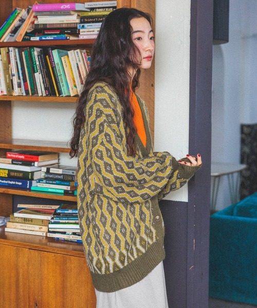 niko and...（ニコアンド）の「レトロキカガラVカーディガン（カーディガン/ボレロ・レディース・カーキ/ライトブルー/モカ・FREE）」の8枚目の写真