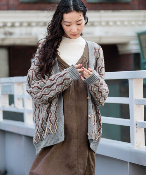 niko and...（ニコアンド）の「レトロキカガラVカーディガン（カーディガン/ボレロ・レディース・カーキ/ライトブルー/モカ・FREE）」の13枚目の写真