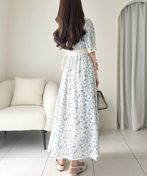 mily bilet(ミウィビレット)の「【mily bilet】レトロにときめく♪夏のヒロイン 小花柄ベルト付きビッグカラーワンピース(ロング丈)(ワンピース・レディース・アイボリー/ブラック/ネイビー/ブルー・X-LARGE/SMALL/MEDIUM/LARGE)」の22枚目の写真