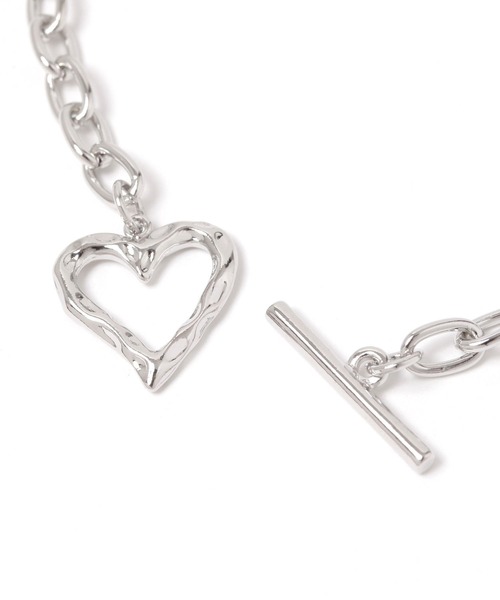 Heather(ヘザー)の「ハートモチーフチェーンネックレス 234100(ネックレス・レディース・シルバー/ゴールド・ONE SIZE)」の6枚目の写真