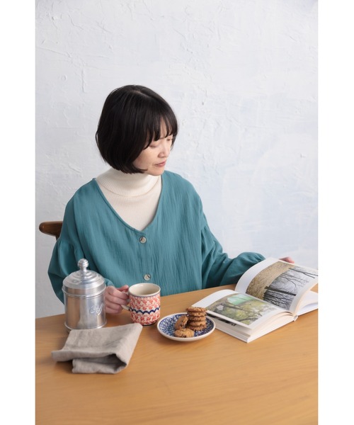 COCO WALK（ココウォーク）の「二重ガーゼの羽織れる割烹着ロング丈（エプロン・レディース・ターコイズブルー/オレンジ・FREE）」の10枚目の写真