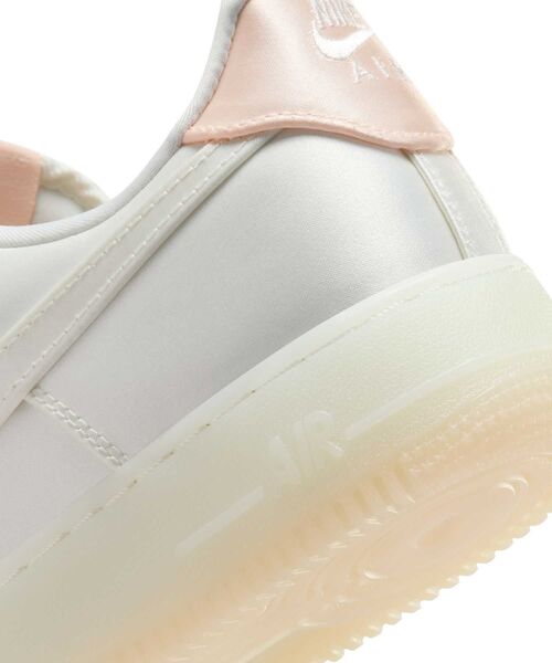 セール】ナイキ エア フォース 1 '07 LV8 ウィメンズシューズ / Nike