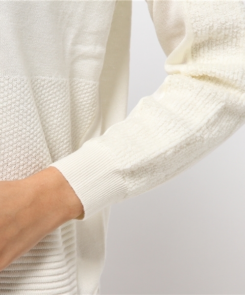 CAPRICIEUX LE'MAGE（カプリシューレマージュ）の「WOOLループ編プルオーバーニット（ニット/セーター・レディース・ホワイト/レッド/ネイビー・FREE）」の8枚目の写真