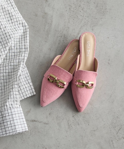 THE YOn（ザヨン）の「デニムライクローファーミュール（サンダル・レディース・ブルー/ブラック/ピンク/ベージュ・39/38/37）」の4枚目の写真