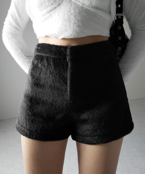 me+em select(ミームセレクト)の「※【 3size /2color 】シャギーファーショートパンツ/ shaggy fur short pants(その他パンツ・レディース・ブラック/ホワイト・LARGE/MEDIUM/SMALL)」の19枚目の写真
