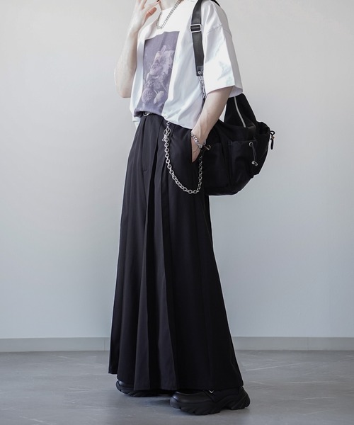 ELLUV(エルブ)の「【ELLUV/エルヴ】ブリリアントグラフィック オーバーサイズ半袖Tシャツ(Tシャツ/カットソー・メンズ・ホワイト系その他3/ホワイト系その他/ホワイト系その他2/ブラック系その他2/ブラック系その他3/ブラック系その他・S/L/M)」の13枚目の写真