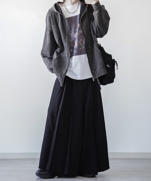 ELLUV(エルブ)の「【ELLUV/エルヴ】ブリリアントグラフィック オーバーサイズ半袖Tシャツ(Tシャツ/カットソー・メンズ・ホワイト系その他3/ホワイト系その他/ホワイト系その他2/ブラック系その他2/ブラック系その他3/ブラック系その他・S/L/M)」の17枚目の写真