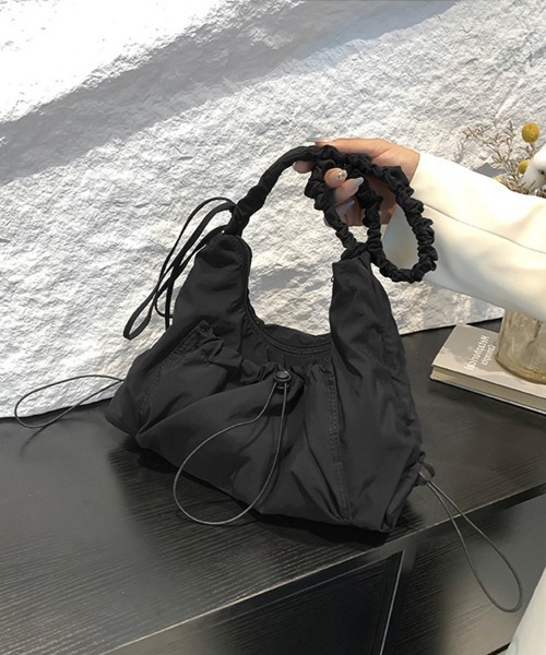 Miniministore(ミニミニストア)の「ショルダーバッグギャザーナイロンバッグ(ショルダーバッグ・レディース・ブラック/グレー/カーキ/アイボリー/ベージュ・FREE)」の10枚目の写真