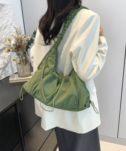 Miniministore(ミニミニストア)の「ショルダーバッグギャザーナイロンバッグ(ショルダーバッグ・レディース・ブラック/グレー/カーキ/アイボリー/ベージュ・FREE)」の21枚目の写真