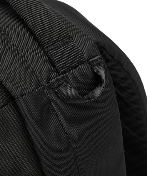 pacsafe(パックセーフ)の「pacsafe/パックセーフ V 16L All-around Backpack(バックパック/リュック・メンズ・ブラック・FREE)」の11枚目の写真