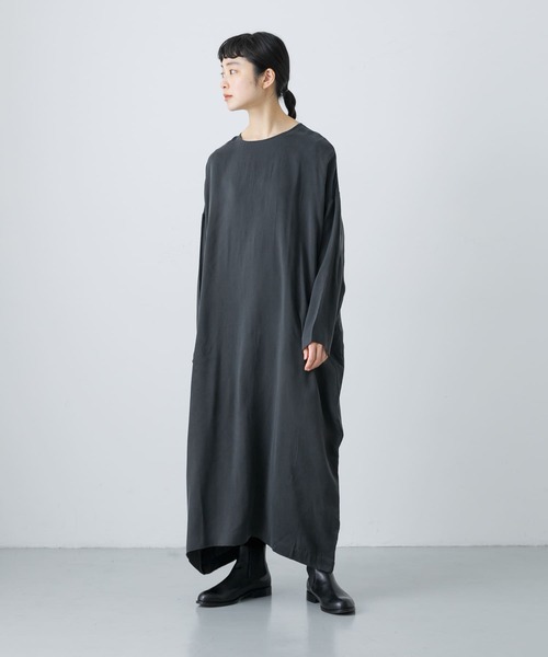 かぐれ（カグレ）の「『2サイズ展開』キュプラワイドワンピース（ワンピース・レディース・チャコールグレー/ブラック・0/1）」の7枚目の写真