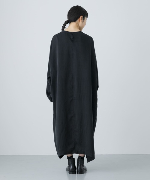 かぐれ（カグレ）の「『2サイズ展開』キュプラワイドワンピース（ワンピース・レディース・チャコールグレー/ブラック・0/1）」の14枚目の写真