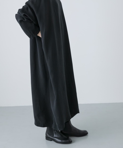 かぐれ（カグレ）の「『2サイズ展開』キュプラワイドワンピース（ワンピース・レディース・チャコールグレー/ブラック・0/1）」の16枚目の写真