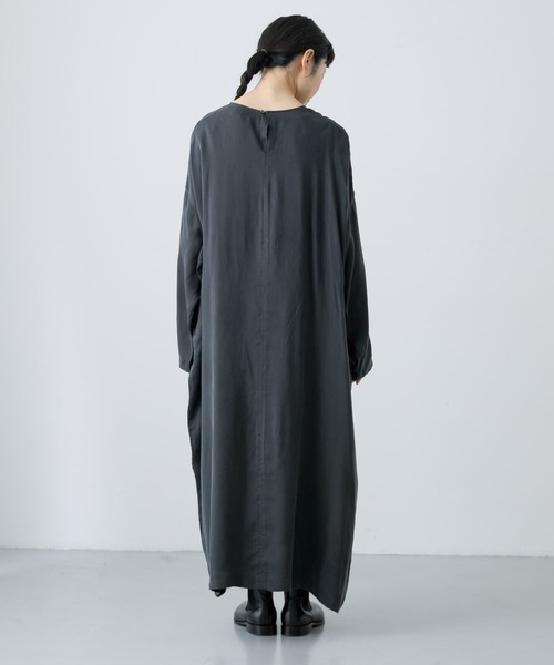 かぐれ（カグレ）の「『2サイズ展開』キュプラワイドワンピース（ワンピース・レディース・チャコールグレー/ブラック・0/1）」の20枚目の写真