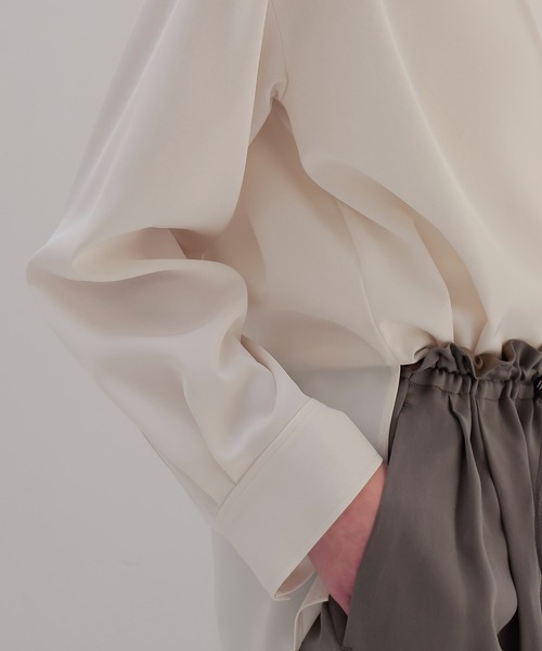 DRESSLAVE(ドレスレイブ)の「deep skipper shirt(ディープスキッパーシャツ)(シャツ/ブラウス・レディース・ホワイト/ネイビー・38)」の6枚目の写真
