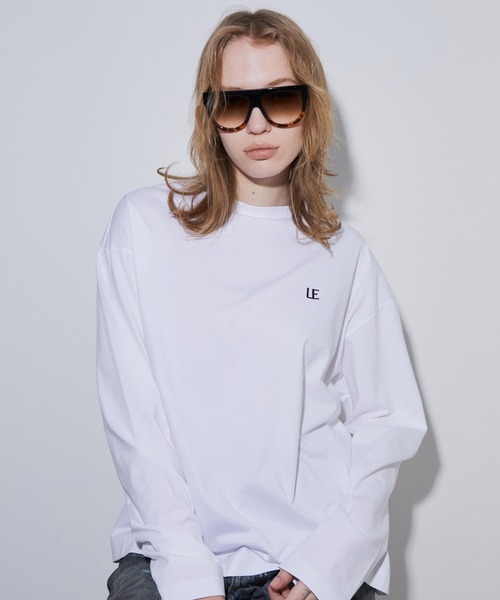 LE CIEL BLEU(ルシェルブルー)の「LEエンブロイダリーロングT / LE Embroidery Long T(Tシャツ/カットソー・レディース・チャコールグレー/オフホワイト/ライトブルー・36)」の3枚目の写真