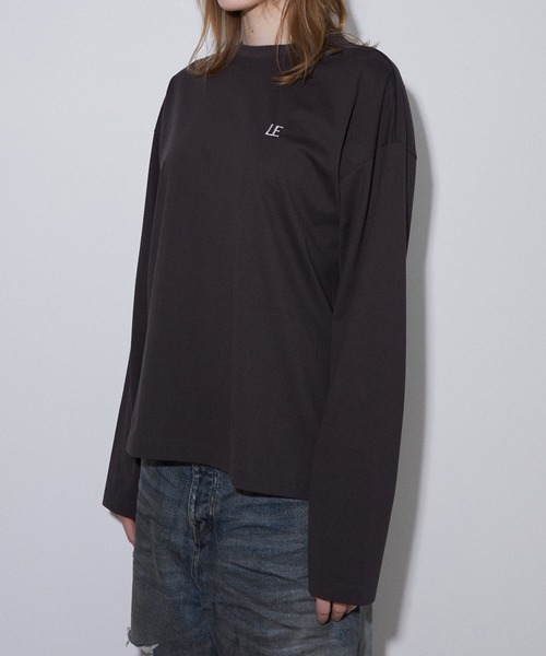 LE CIEL BLEU(ルシェルブルー)の「LEエンブロイダリーロングT / LE Embroidery Long T(Tシャツ/カットソー・レディース・チャコールグレー/オフホワイト/ライトブルー・36)」の15枚目の写真