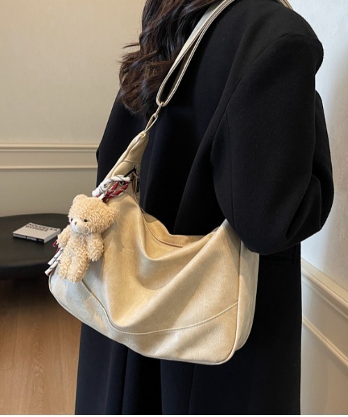 gossip!ロサンゼルス(ゴシップロサンゼルス)の「【Y2Kガーリー】ヴィンテージライクショルダーバッグ(A5対応)(ショルダーバッグ・レディース・オフホワイト/ブラック/ダークブラウン・FREE)」の14枚目の写真