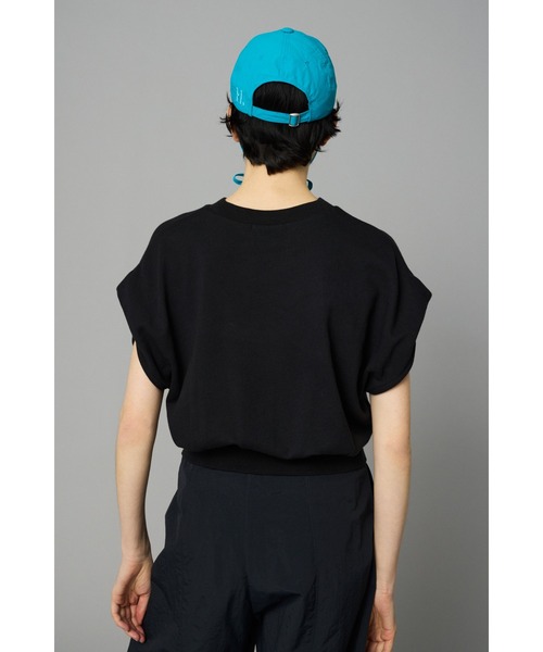HeRIN.CYE(ヘリンドットサイ)の「Box cut vest ボックスカットベスト(Tシャツ/カットソー・レディース・ブラック/グレー/レッド・FREE)」の6枚目の写真